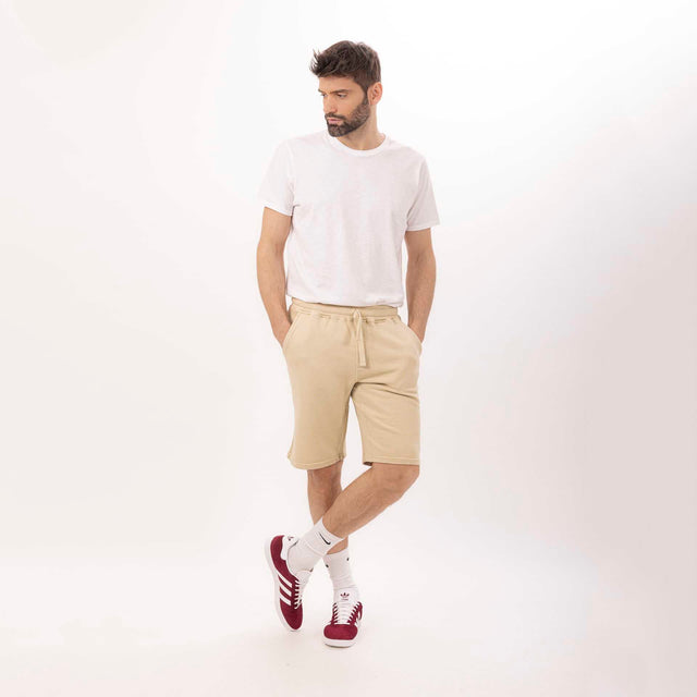 MAN'S ESSENTIAL COMBED FLEECE SWEAT SHORT - GARMENT DYED - Bowery NYC