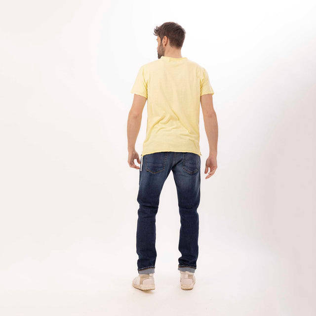 MAN'S ESSENTIAL V-NECK SHORT SLEEVE T-SHIRT RAW HEM - SLUB JERSEY