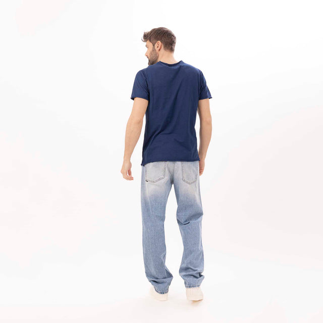 MAN'S ESSENTIAL V-NECK SHORT SLEEVE T-SHIRT RAW HEM - SLUB JERSEY