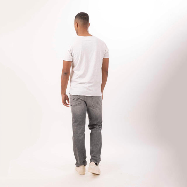 MAN'S ESSENTIAL V-NECK SHORT SLEEVE T-SHIRT RAW HEM - SLUB JERSEY