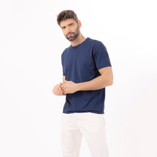 MAN'S ESSENTIAL CREWNECK SHORT SLEEVE T-SHIRT - MAKO JERSEY - Bowery NYC