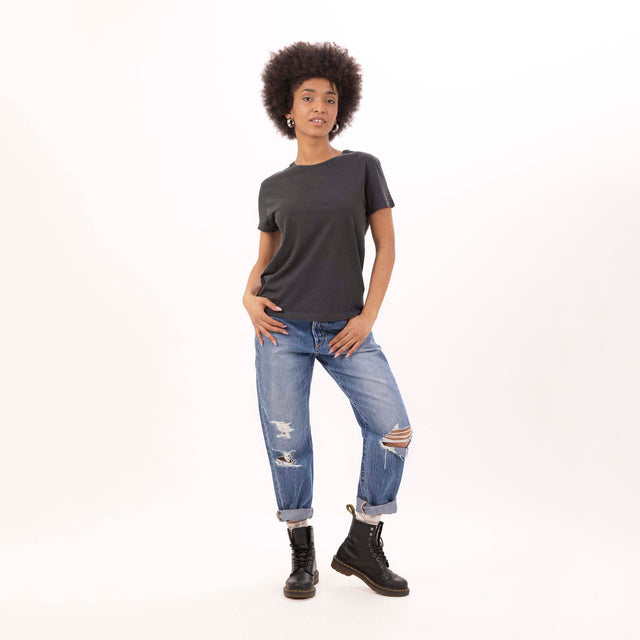 WOMEN'S CREWNECK S/SLEEVE SLIM FIT T-SHIRT - VINTAGE JERSEY - Bowery NYC