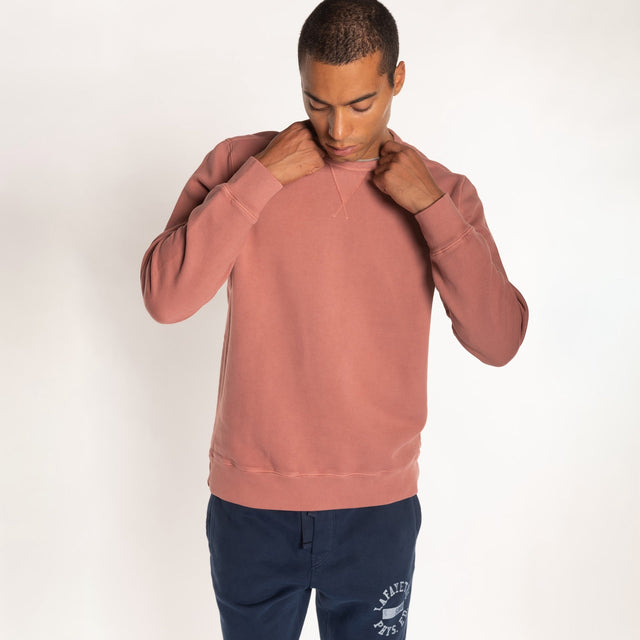 MAN'S ESSENTIAL CREWNECK SWEATSHIRT - GARMENT DYED - Bowery NYC