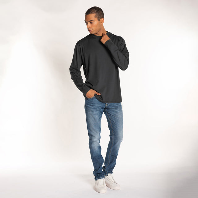 MAN'S ESSENTIAL L/S CREWNECK TSHIRT - MAKO JERSEY - Bowery NYC