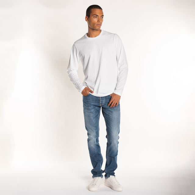 MAN'S ESSENTIAL CREWNECK LONG SLEEVE T-SHIRT - VINTAGE JERSEY - GARMENT DYED - Bowery NYC