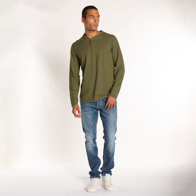 MAN'S ESSENTIAL L/S HENLEY TSHIRT - SLUB JERSEY - Bowery NYC