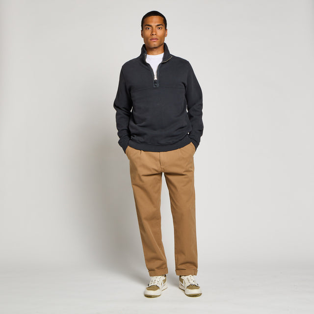 ESSENTIAL HALF ZIP SWEAT - Bowery NYC