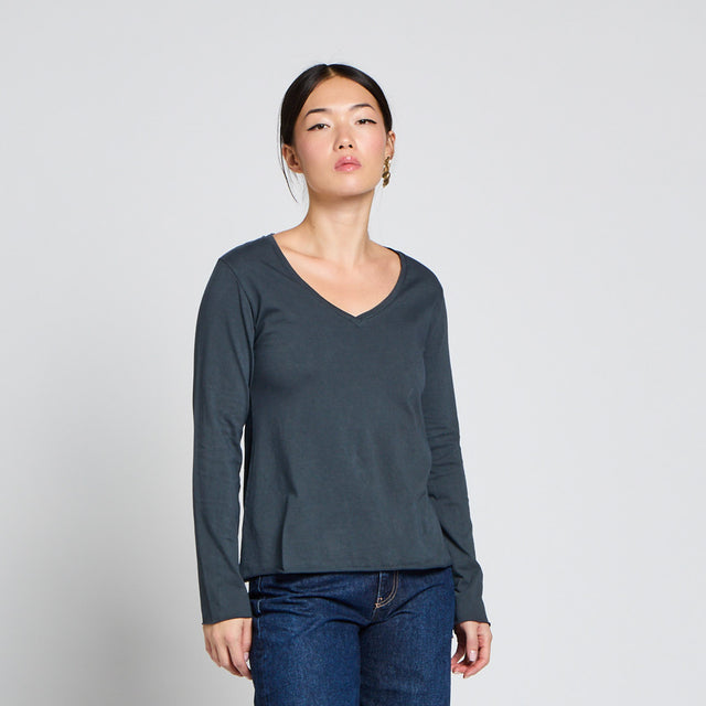 ESSENTIAL V-NECK T-SHIRT - VINTAGE JERSEY - Bowery NYC