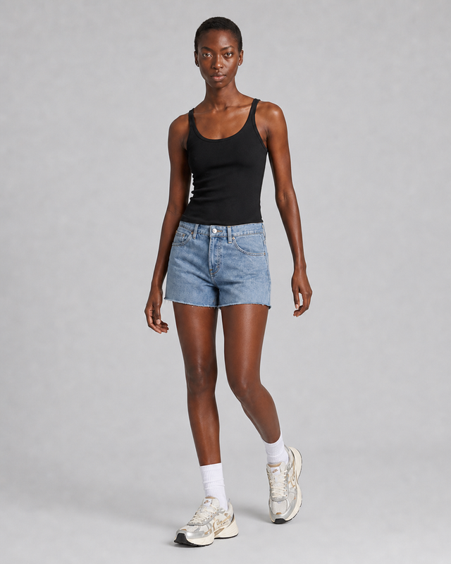 ESSENTIAL TANK NO SLEEVES - Bowery NYC