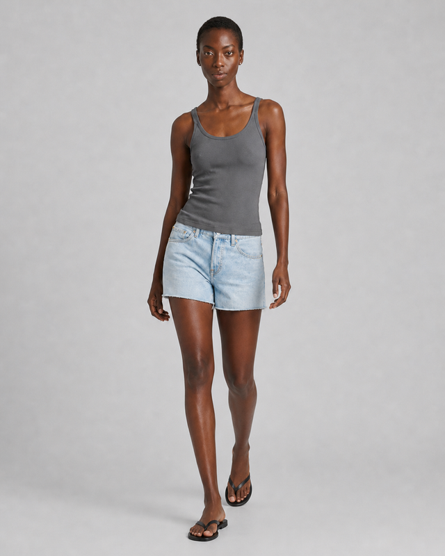ESSENTIAL TANK NO SLEEVES - Bowery NYC