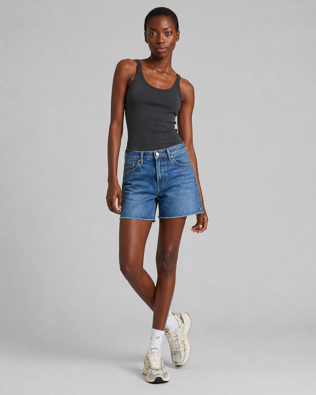 ESSENTIAL TANK NO SLEEVES - Bowery NYC