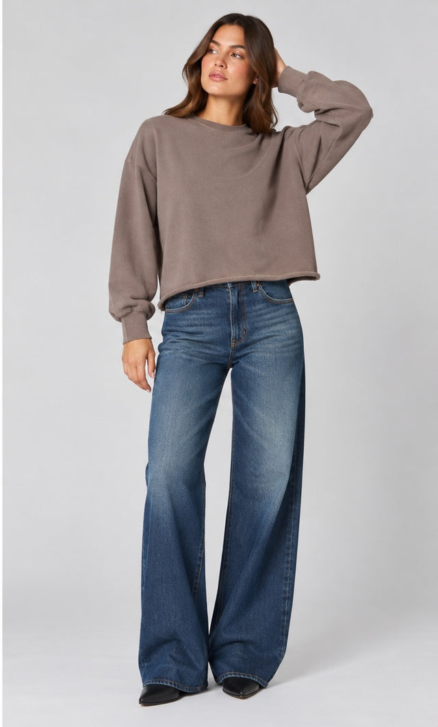 ESSENTIAL BRUSHED SWEAT