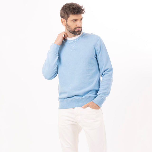 MAN'S ESSENTIAL CREWNECK COMBED FLEECE - GARMENT DYED - Bowery NYC