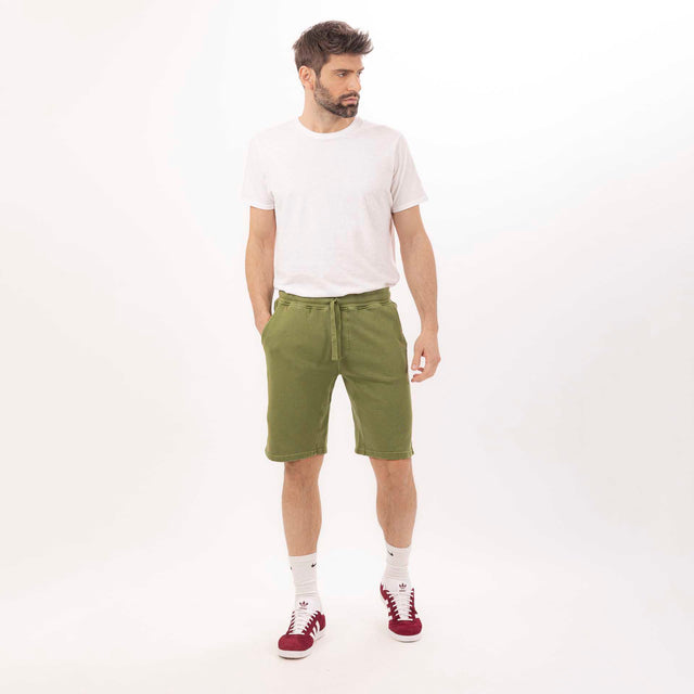 MAN'S ESSENTIAL COMBED FLEECE SWEAT SHORT - GARMENT DYED - Bowery NYC
