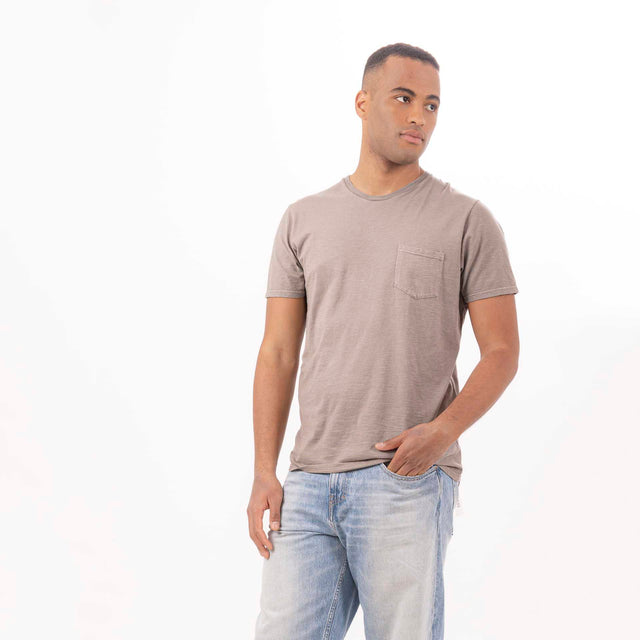 ESSENTIAL T-SHIRT W/ POCKET - SLUB JERSEY