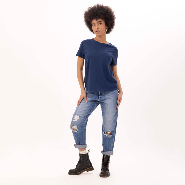 WOMEN'S CREWNECK S/SLEEVE SLIM FIT T-SHIRT - VINTAGE JERSEY - Bowery NYC