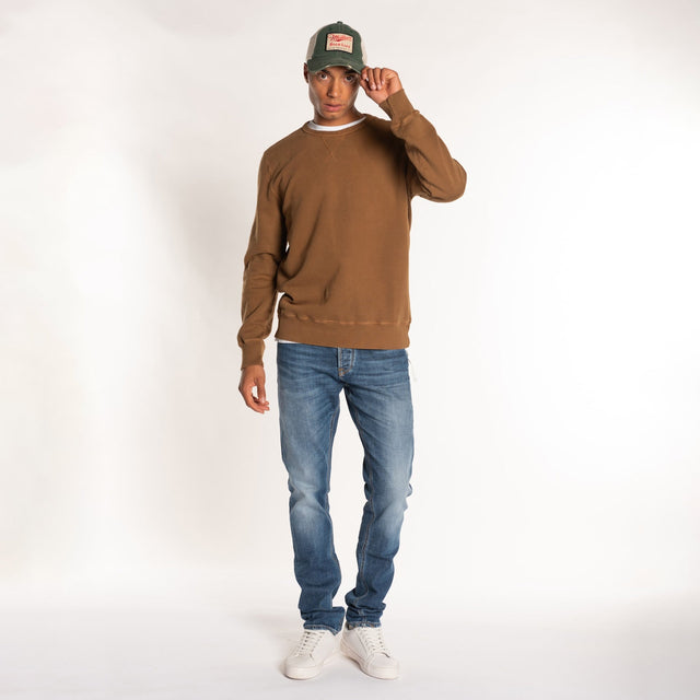 MAN'S ESSENTIAL CREWNECK SWEATSHIRT - GARMENT DYED - Bowery NYC
