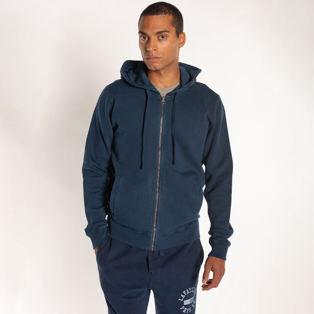 MAN'S ESSENTIAL ZIP HOODED SWEATSHIRT - GARMENT DYED - Bowery NYC
