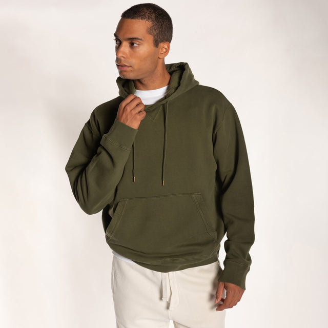 MAN'S ESSENTIAL HOODED SWEATSHIRT - GARMENT DYED - Bowery NYC