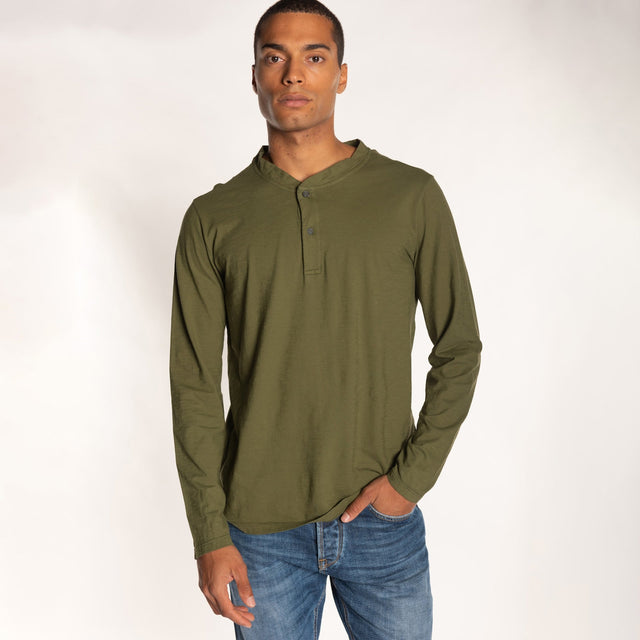 MAN'S ESSENTIAL L/S HENLEY TSHIRT - SLUB JERSEY - Bowery NYC