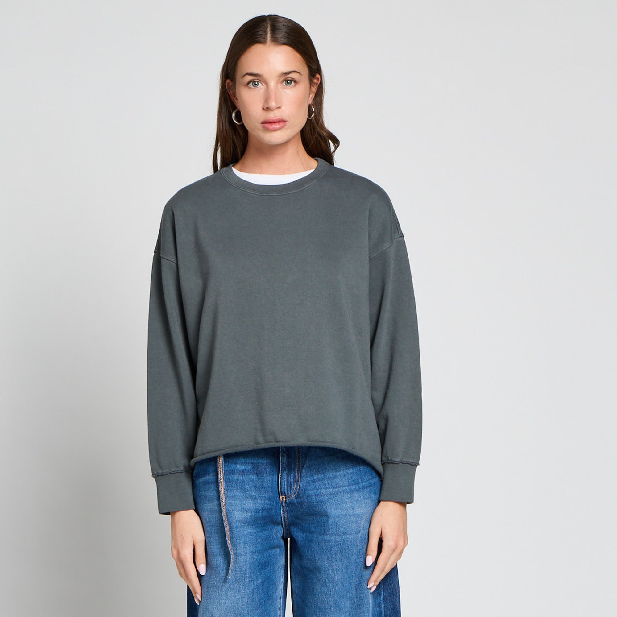 ESSENTIAL CREW NECK BRUSHED SWEAT – Bowery NYC