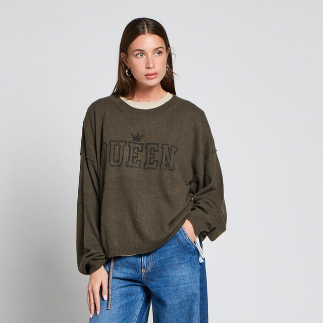 QUEEN KNITTED CREW NECK