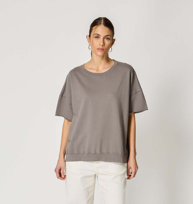 ESSENTIAL LIGHT SWEAT - Bowery NYC