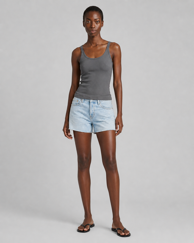 ESSENTIAL TANK NO SLEEVES - Bowery NYC
