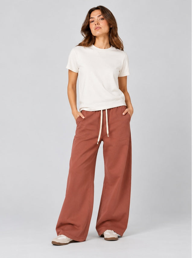 ESSENTIAL PANTS - PALAZZO FIT