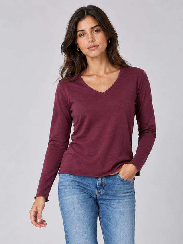 ESSENTIAL V-NECK T-SHIRT - VINTAGE JERSEY - Bowery NYC